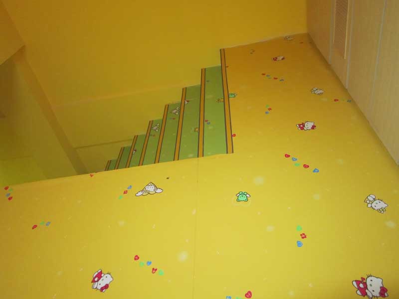 江蘇鎮(zhèn)江艾迪兒國際親子早教中心兒童地板