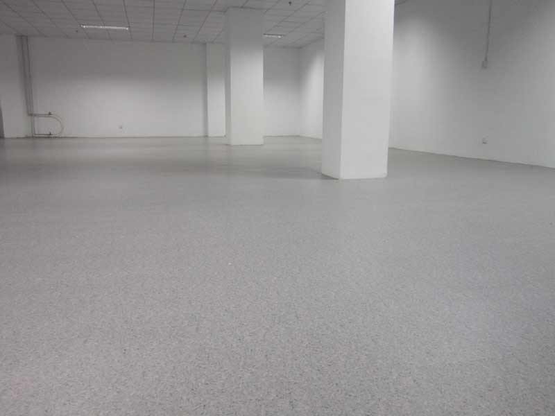 塑膠地板因其卓越特性受市場追捧