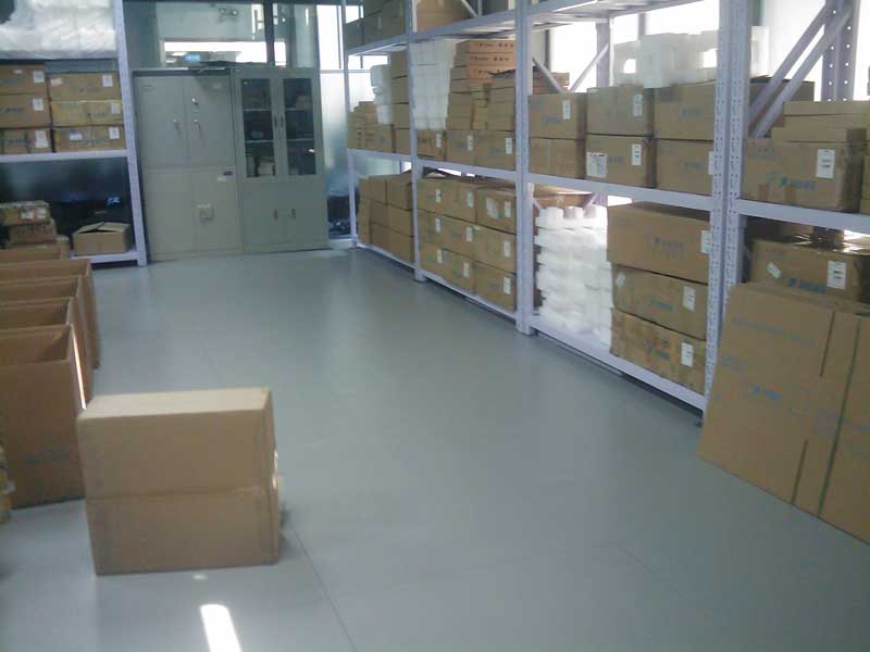 防靜電地板特點以及預(yù)防地板變形