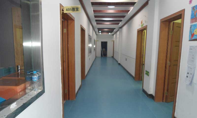 pvc地板和地板、瓷磚相比有什么差別？