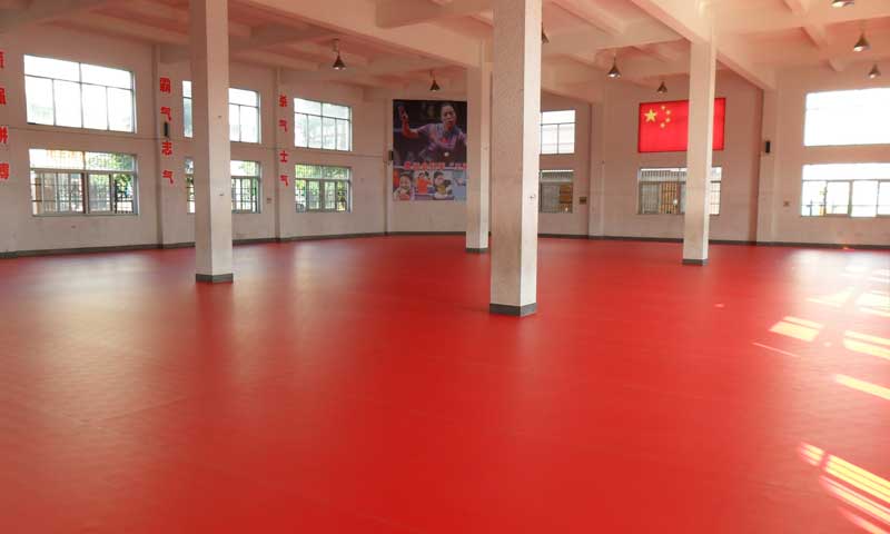 乒乓球室專用地板膠經銷商如何選代理品牌