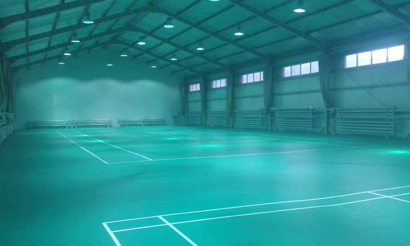 內(nèi)蒙古呼倫貝爾市紅花爾基金鎮(zhèn)水電公司羽毛球地膠